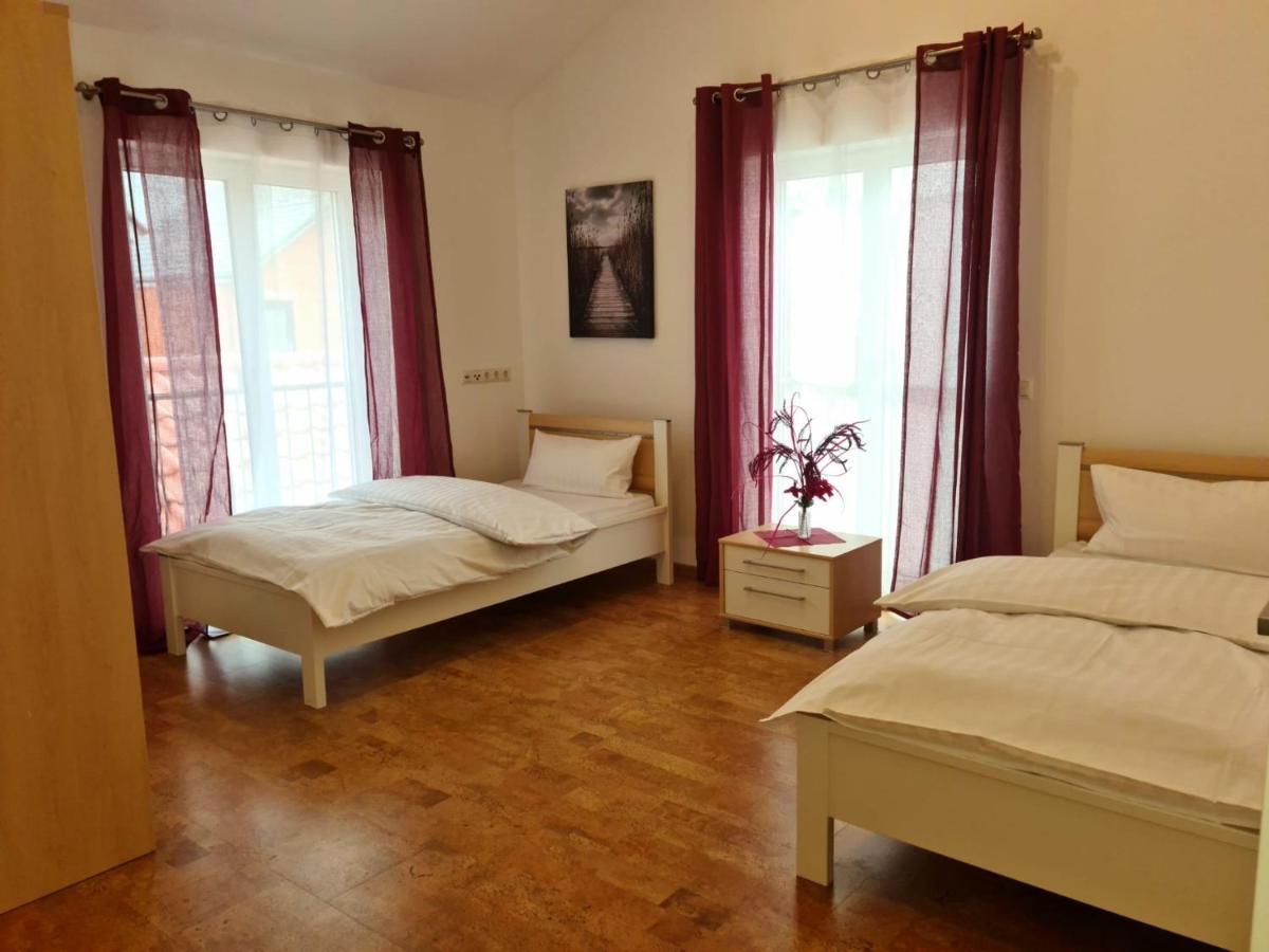 Apartment Gaestehaus Staudenschloss Mickhausen 외부 사진